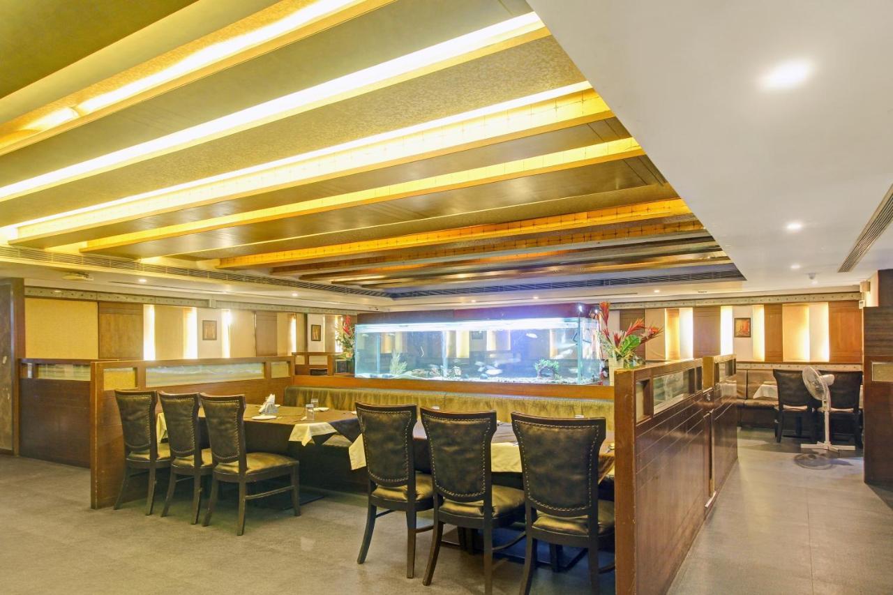 Capital O 82357 Hotel Surabhi Pride Trimulgherry Exterior foto