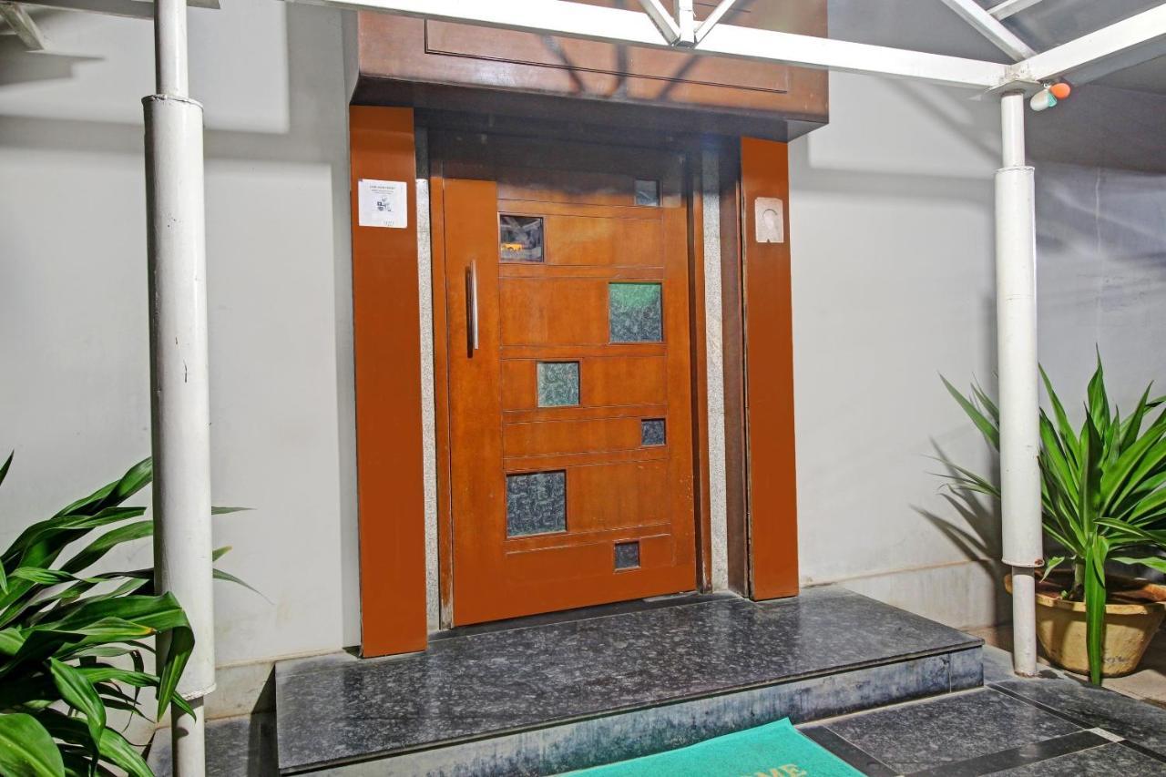 Capital O 82357 Hotel Surabhi Pride Trimulgherry Exterior foto